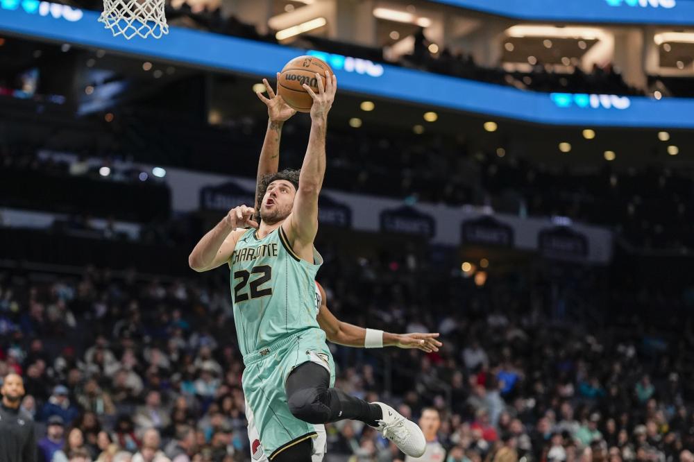 本人陷入尴 本人陷入尴