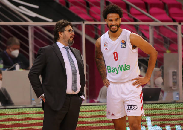 配合团队的 配合团队的